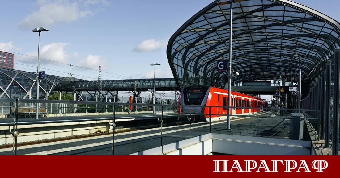 Железопътната линия между Берлин и Хамбург отново е отворена за