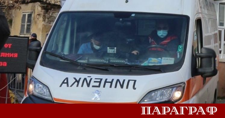 Тежък пътен инцидент отне живота на една жена и остави