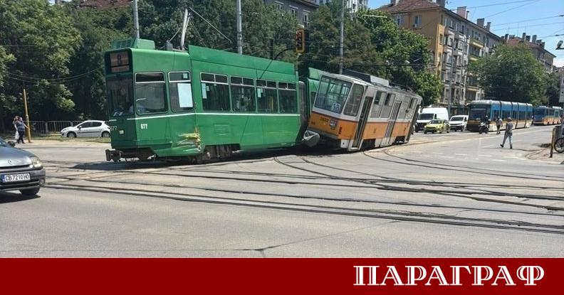 Тежък инцидент с градския транспорт в София затрудни сериозно движението