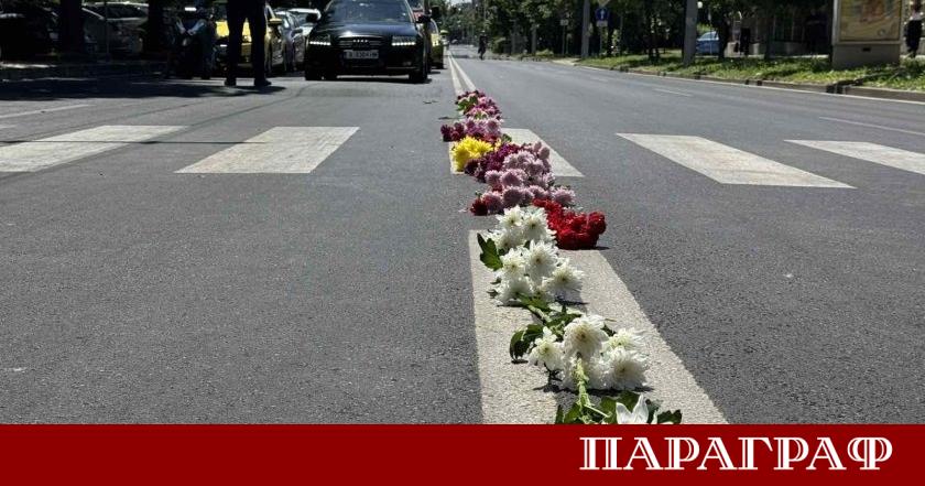 Жителите на Бургас се събраха за да почетат паметта на