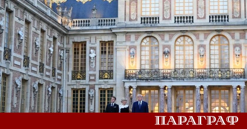 Френският президент Еманюел Макрон и неговата съпруга Брижит Макрон посрещнаха