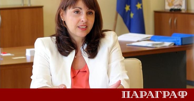 Министърът на труда и социалната политика Наталия Ефремова обяви че