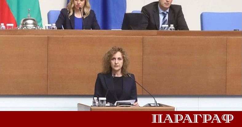 Днешният парламентарен ден започна с ключова декларация посветена на Деня
