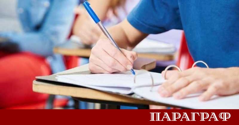 Над 110 000 седмокласници и десетокласници се явиха днес на