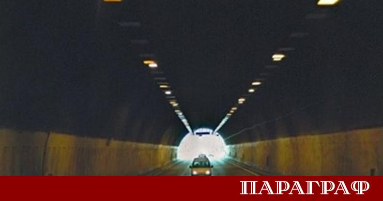 Движението по автомагистрала Хемус е сериозно затруднено в района на