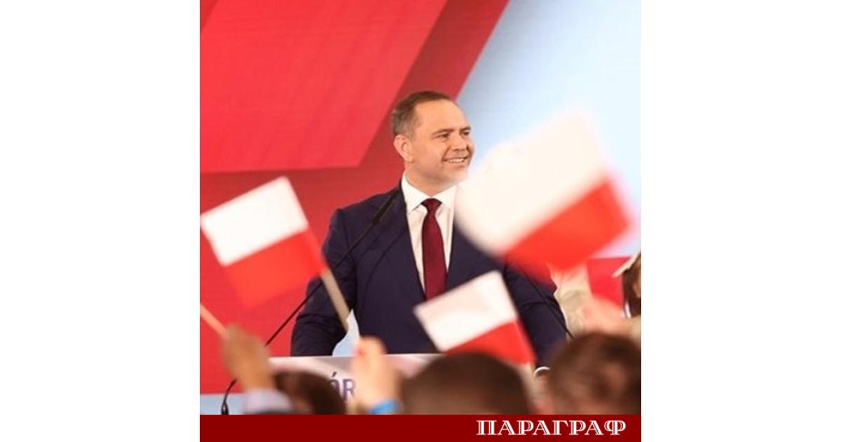 Полският президент Карол Навроцки взе официално решение да лиши украинския