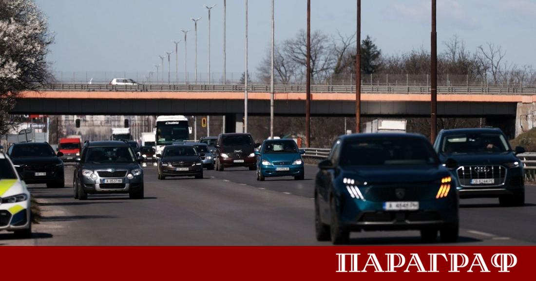 В неделния ден трафикът по основните пътни артерии към Гърция