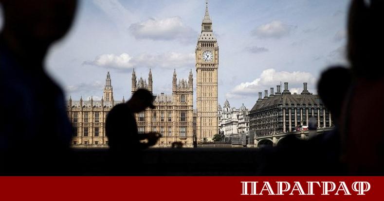 Близо две трети от британските граждани оценяват негативно решението на