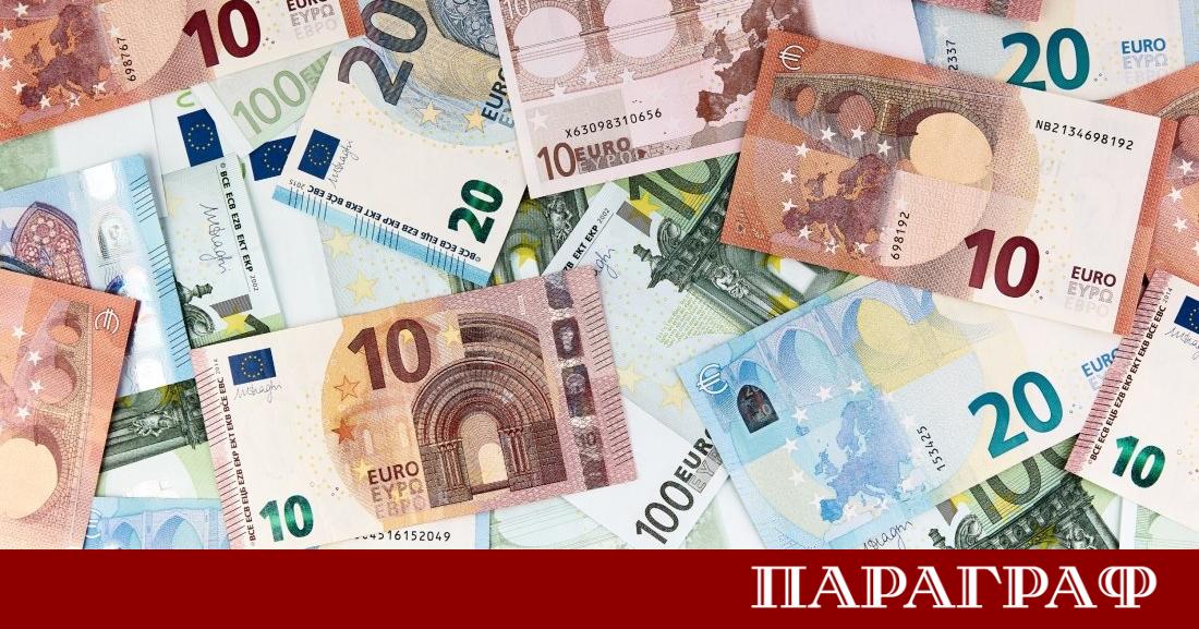 Управляващите финализират схема според която държавните служители ще започнат да