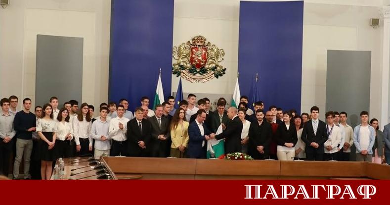 Премиерът Румен Радев прие младите олимпийци на България на тържествена
