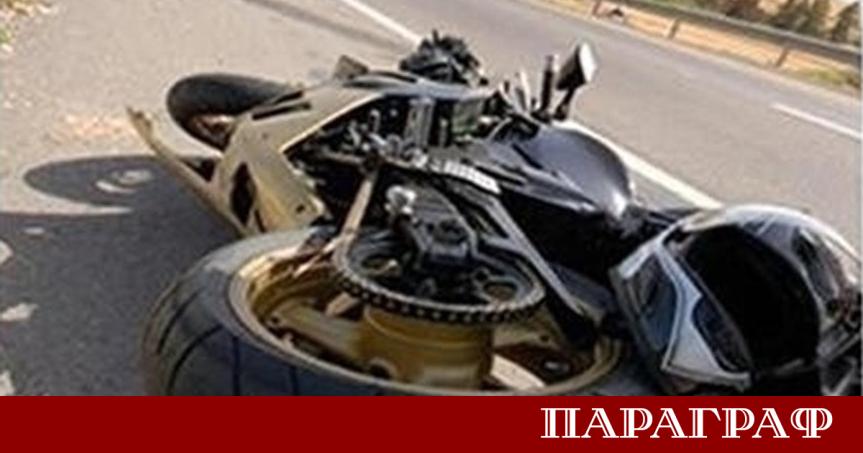Два млади живота бяха прекършени при тежка катастрофа край град
