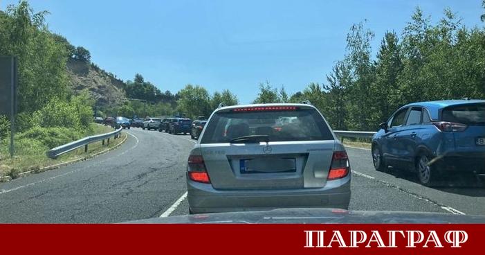Движението през граничния пункт Маказа в посока Гърция остава изключително