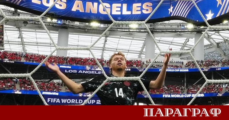SoFi Stadium в Ингълууд Калифорния представлява един от най амбициозните