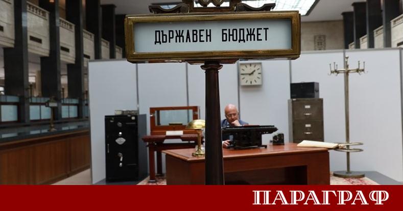 Видният финансист Николай Василев определя новия проектобюджет като свинщина Аз