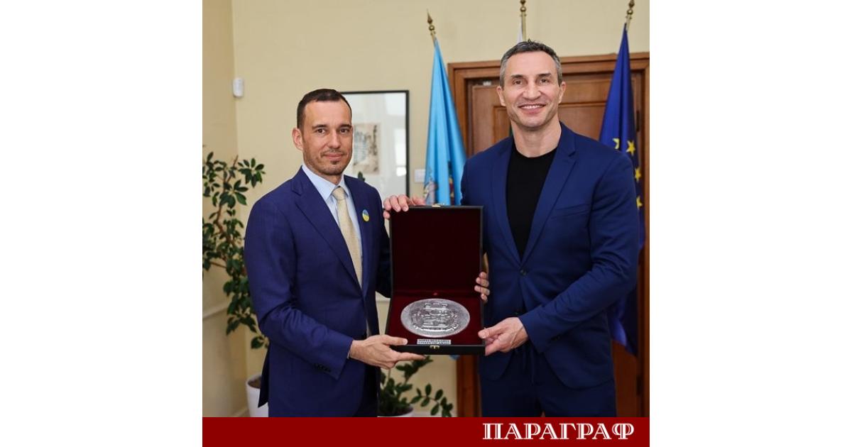 Кметът на София Васил Терзиев проведе официална среща със световната