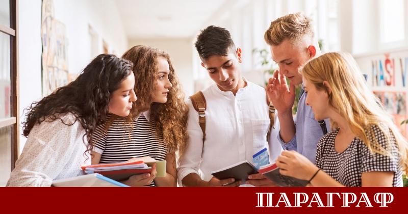 Държавата ще осигури средства за обучението на 42 665 новоприети