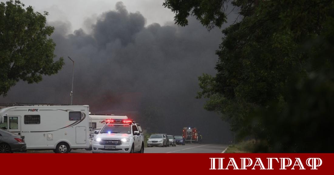 Голям пожар избухна днес в инсталация за разделно събрани отпадъци