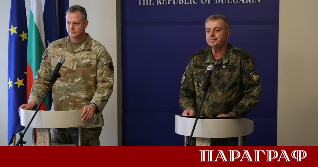 Началникът на отбраната адмирал Емил Ефтимов прие генерал Алексъс Гринкевич