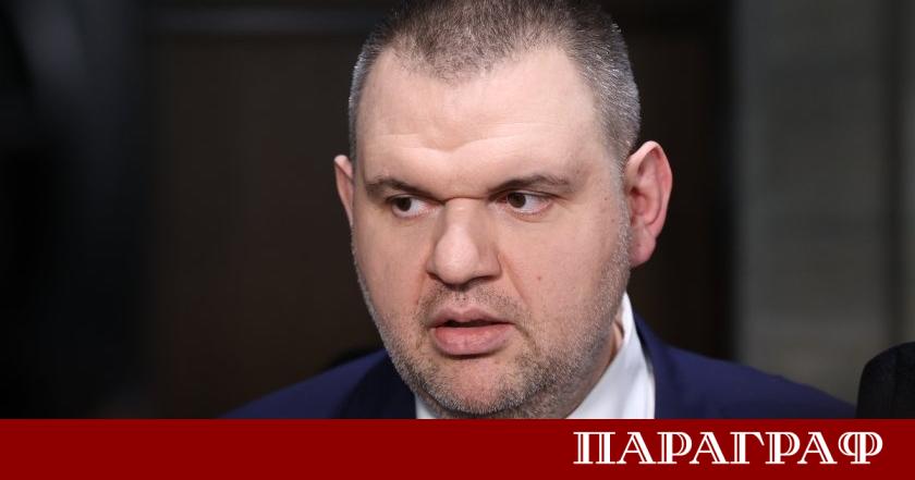 Лидерът на ДПС Делян Пеевски категорично отрече използването на публични