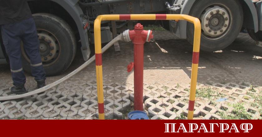 Огромен пожар в София предизвика сериозно задимяване и обгази голяма