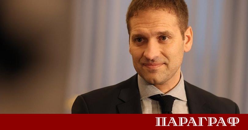 Бившият капитан на националния отбор Стилиян Петров обмисля нов благотворителен