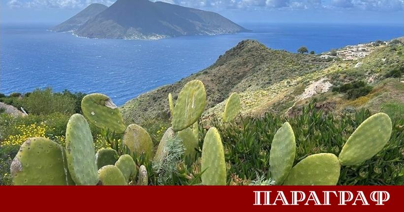 Представете си Стромболи – малък вулканичен остров с едва 500