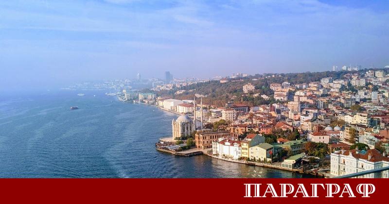 Неблагоприятни метеорологични условия в крайморските райони на Истанбул наложиха спешни