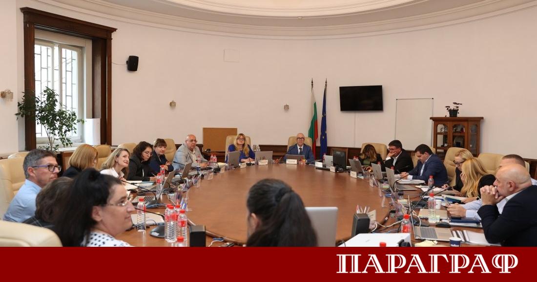 Централната избирателна комисия проведе първата си работна среща с Обществения