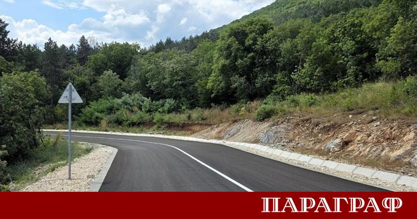 Община Асеновград официално откри напълно обновения път до манастира Света