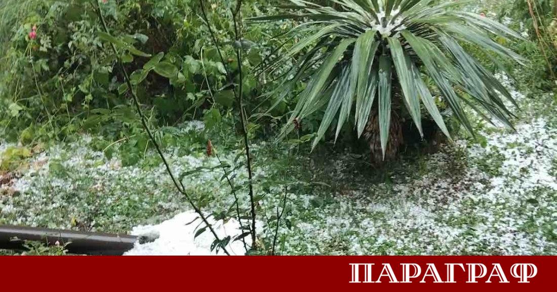 Мощна буря с градушка премина през района на Лясковец през