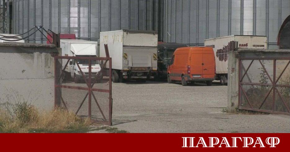 Над 100 души се включиха в мащабната издирвателна операция край