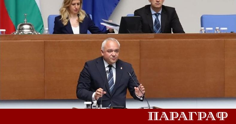 Справките от ГДБОП и ДАНС за полетите на Делян Пеевски