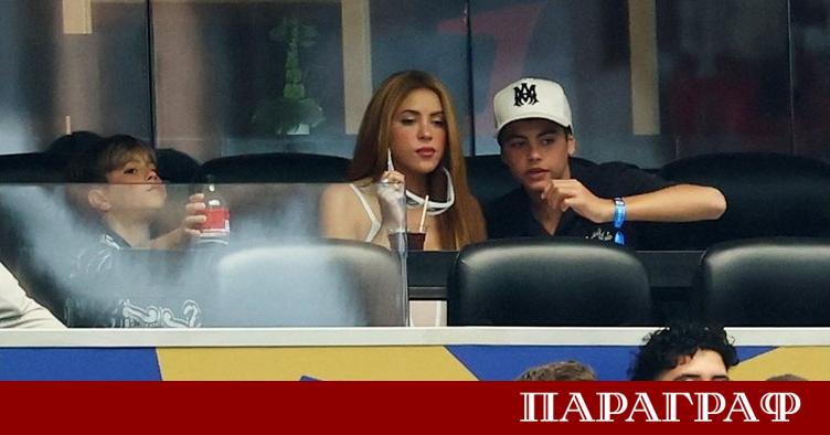 Музиката винаги е била неразделна част от футболната емоция по