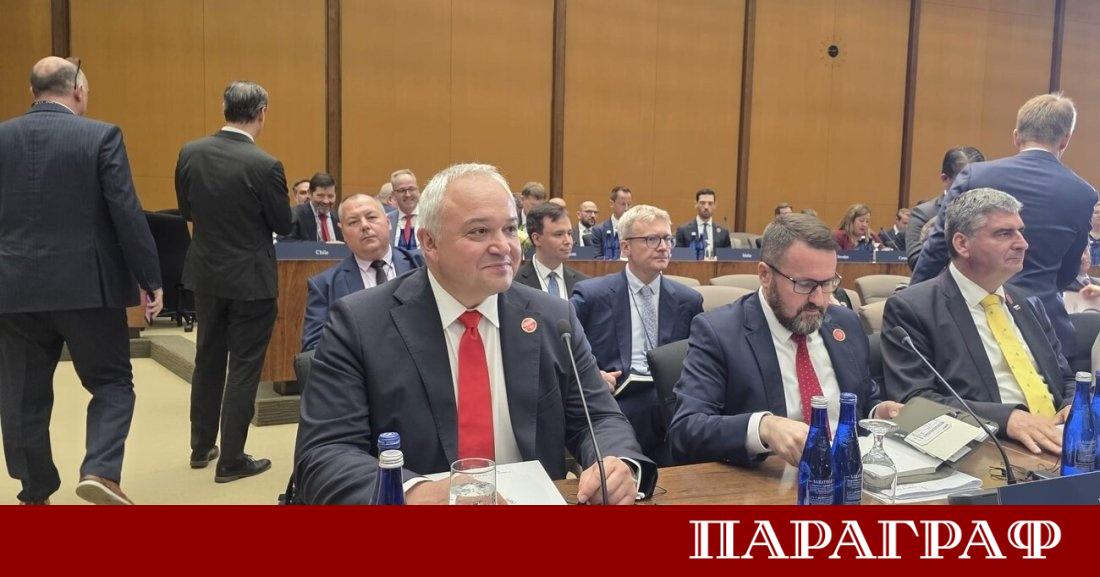 Вътрешният министър Иван Демерджиев е предал на Службата за контрол