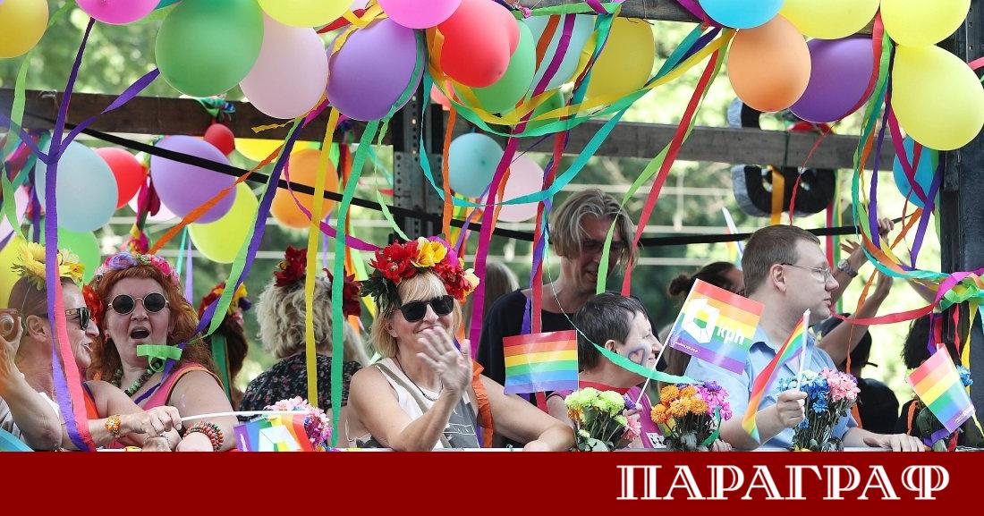 Полският президент Карол Навроцки спря два ключови закона които трябваше