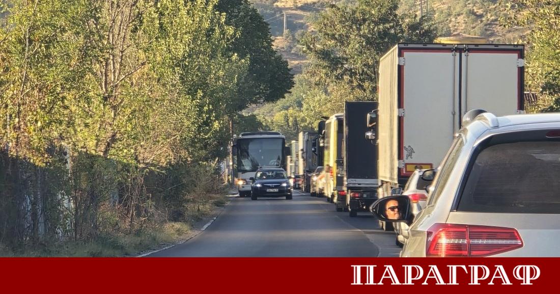 Пътната полиция въвежда извънредни мерки заради интензивния трафик към Гърция