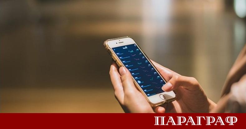 Навлизането на туристическите еSIM карти променя из основи пазара на