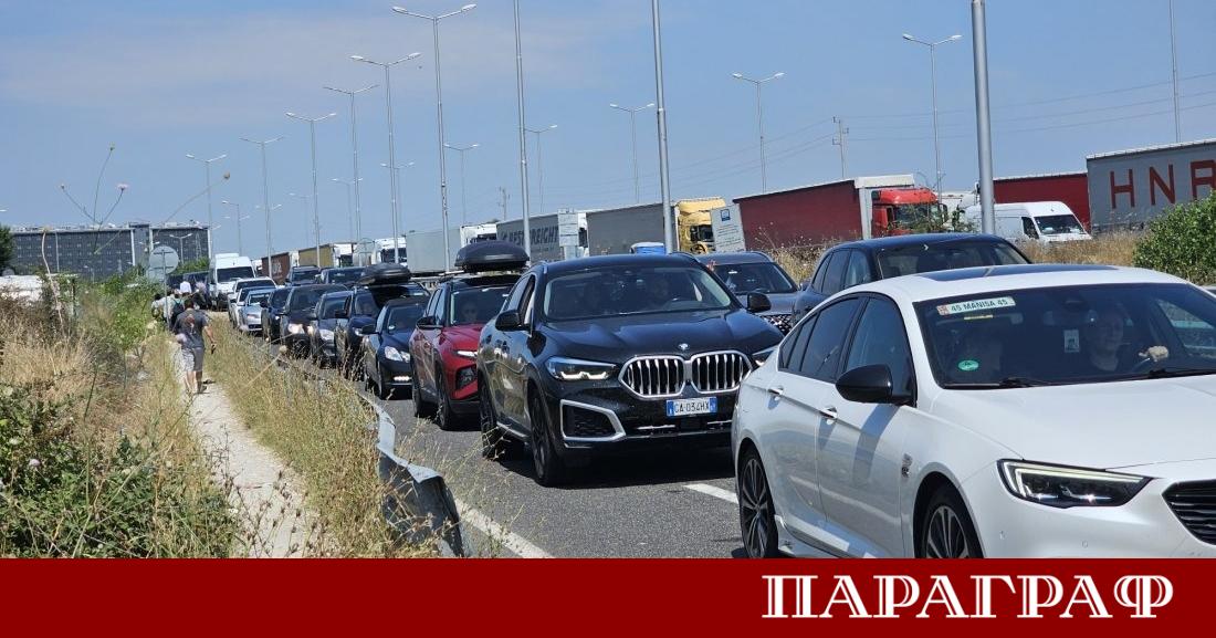 ГКПП Капитан Андреево отчита безпрецедентно натоварване през последните денонощия Колоните