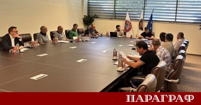 Българският футболен съюз БФС започна активно да развива падела в