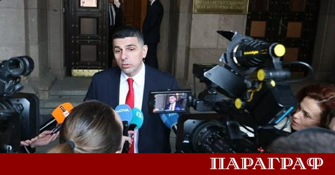 Политическото напрежение в страната нараства с приближаването на президентските избори