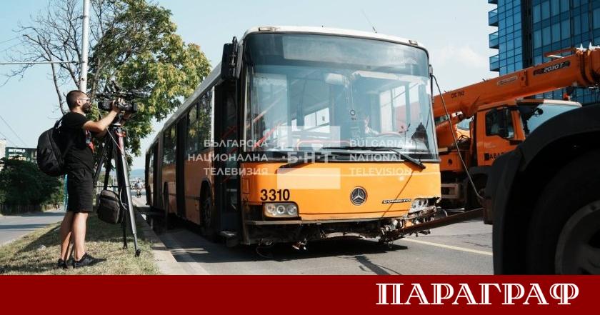 Автобусът който предизвика тежкия инцидент на столичния булевард Цариградско шосе