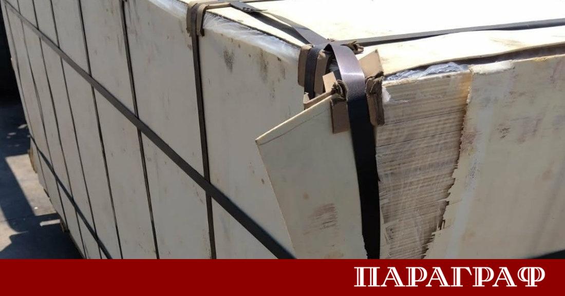 Митнически служители от Териториалната дирекция Митница Варна разкриха сериозни нарушения