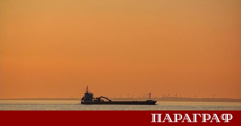 Greenpeace: Russian tankers passing through the Black Sea off the coast of Bulgaria
